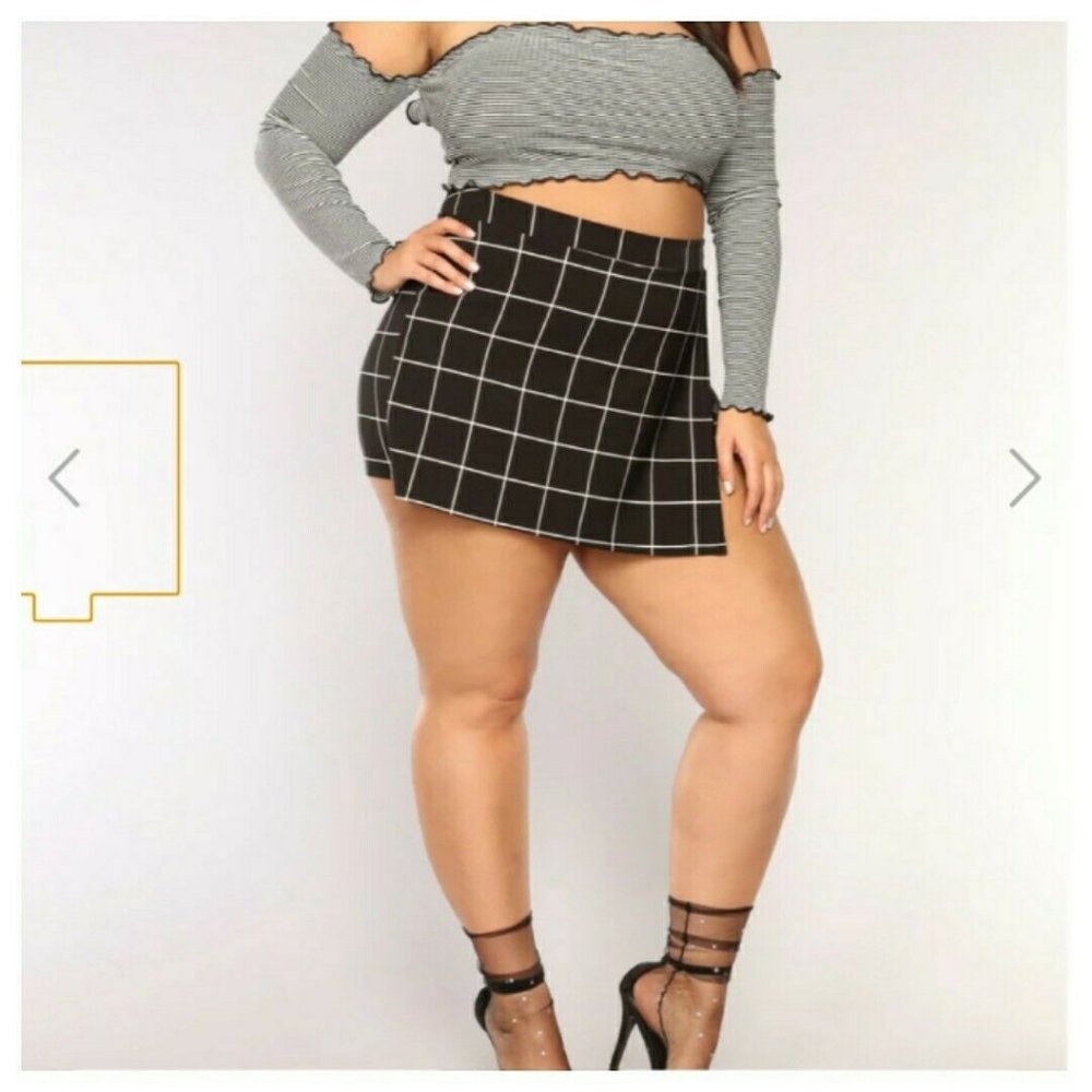 Fashion Nova Womens Skort Black Windowpane Size 1X